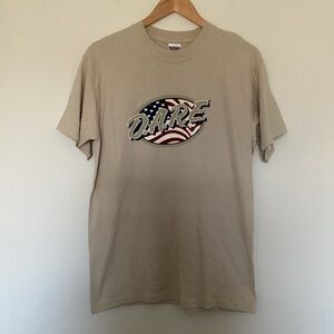VTG 2000s Dare D.A.R.E USA Flag T-Shirt Men’s Sz M Beige Gildan Ultra Cotton Y2K